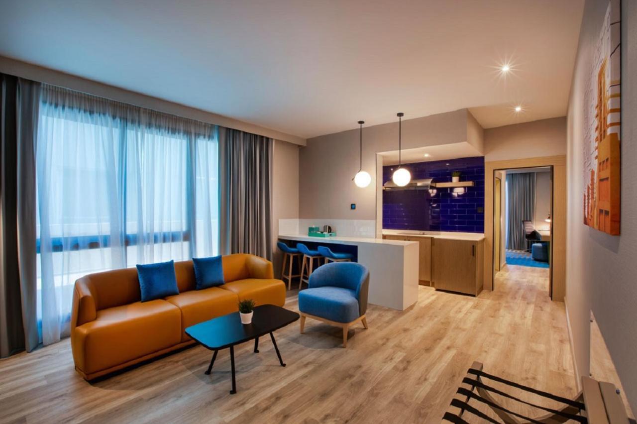 La Quinta By Wyndham Dubai Jumeirah Eksteriør billede