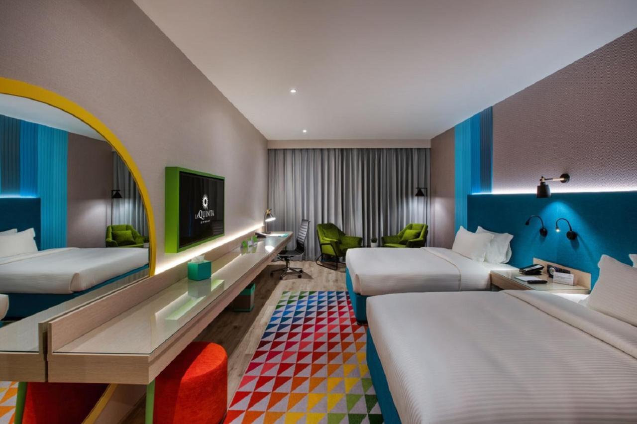 La Quinta By Wyndham Dubai Jumeirah Eksteriør billede
