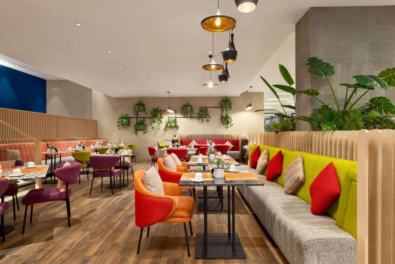 La Quinta By Wyndham Dubai Jumeirah Eksteriør billede