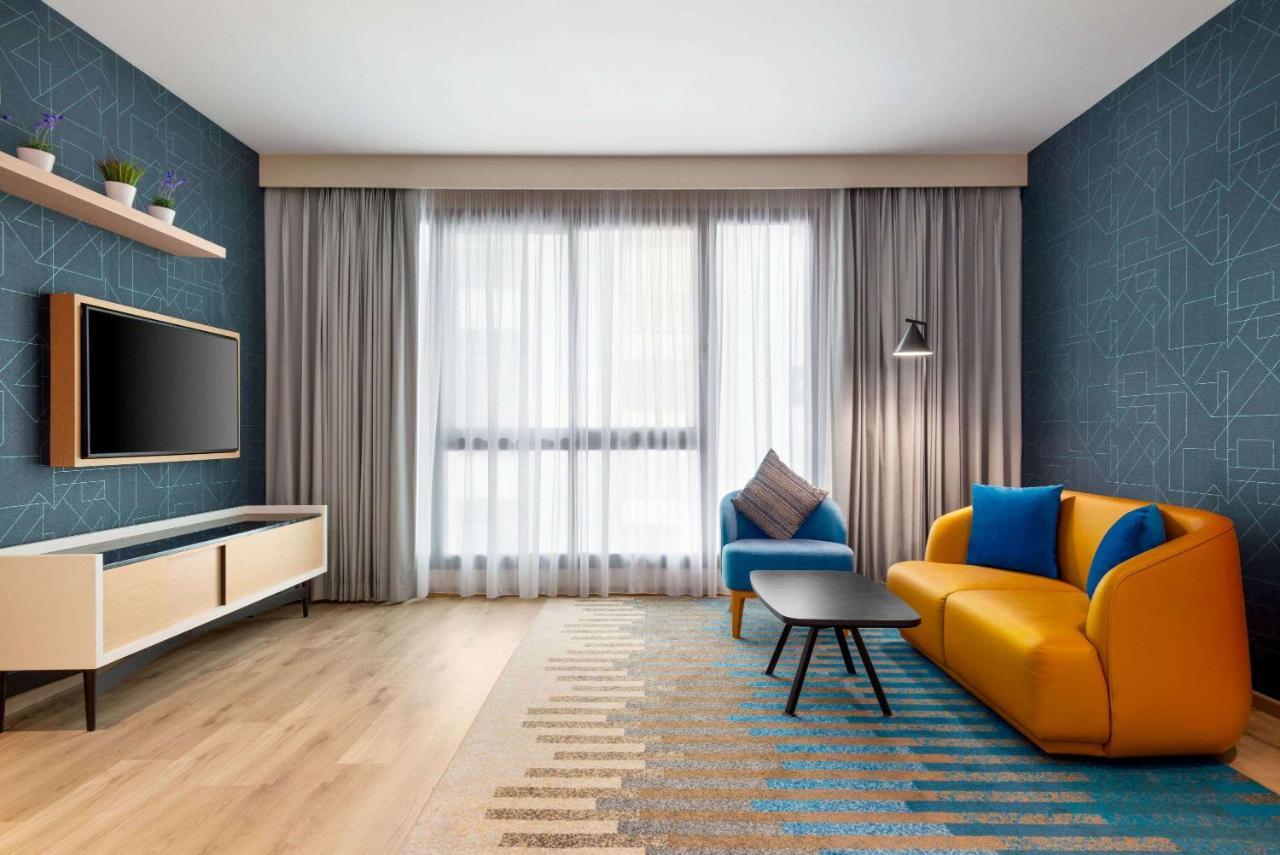 La Quinta By Wyndham Dubai Jumeirah Eksteriør billede
