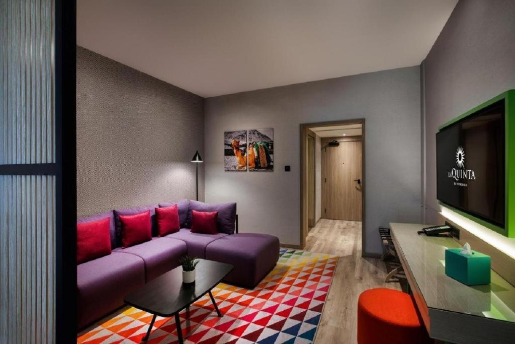 La Quinta By Wyndham Dubai Jumeirah Eksteriør billede
